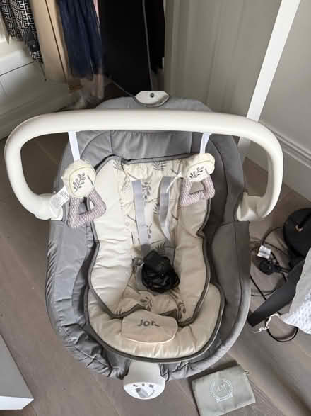 Photo of free Baby bouncing chair 0-6 months (Kensington Gardens W2) #1
