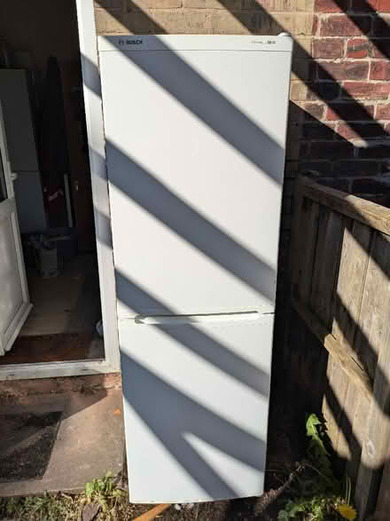 Photo of free Fridge freezer (Stocksbridge S36) #1