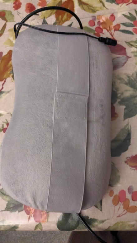 Photo of free Shiatsu Massager with Heat (BN8) #2