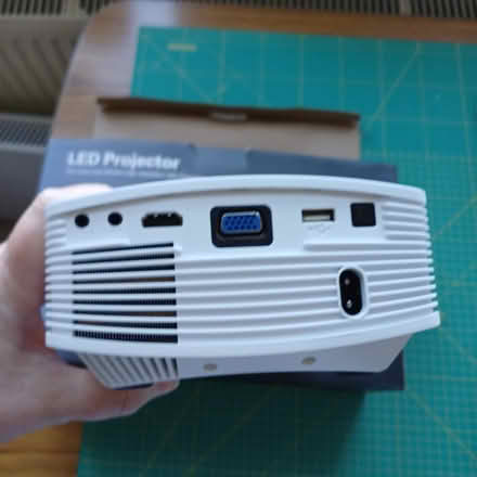 Photo of free Projector for Computer (Leigh SS9) #2