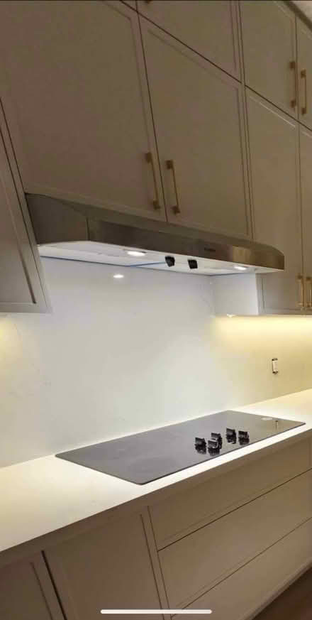 Photo of free Bosch 36 inch range hood (Markham) #3