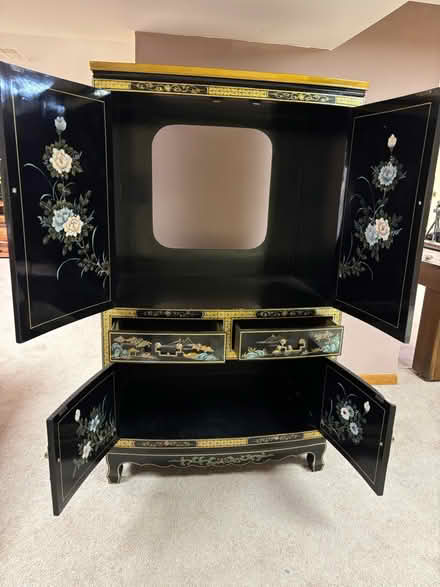 Photo of free Oriental cabinet (Darien) #2