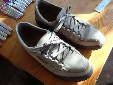 Photo of free Ladies Mephisto walking/everyday shoes size 7.5 (Fairfield LA1) #1