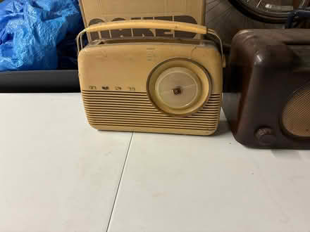 Photo of free 2 Old Radios (ME13) #2