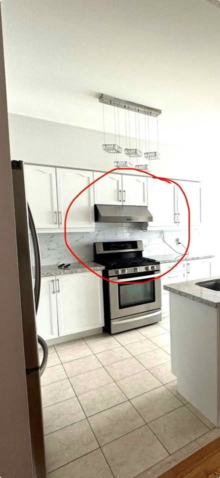 Photo of free 30 inch range hood (Markham) #1