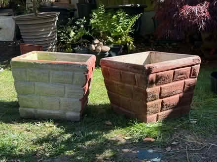 Photo of free pair stone garden pots (Chelmer village CM2) #3