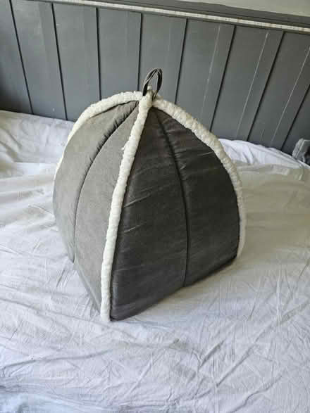 Photo of free Pet house (Swinton M27) #2