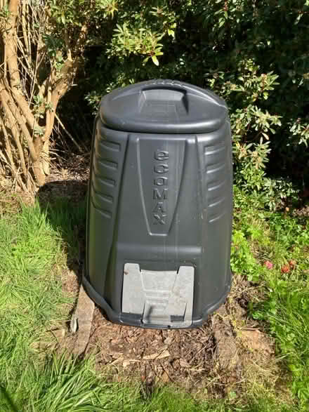 Photo of free Large compost bin (Falkirk FK2) #1