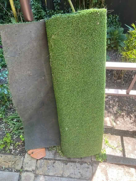 Photo of free Artificial Grass (Bethnal Green E1) #1