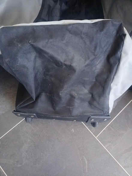 Photo of free Holdall (SE9) #3