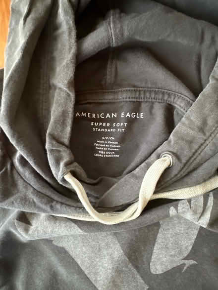 Photo of free American Eagle lightweight hoodie (Watertown, MA) #4