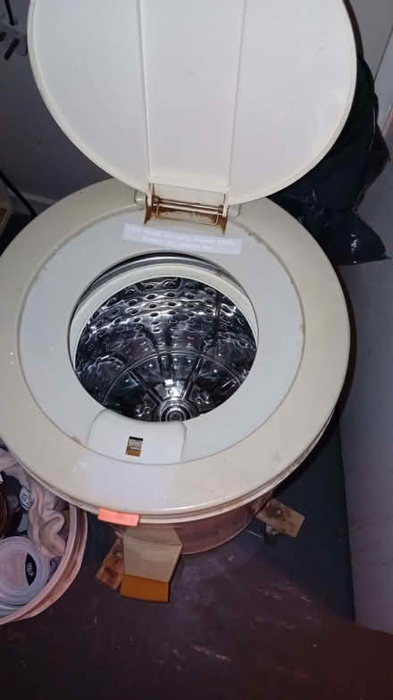 Photo of free Very old frigidaire spin dryer (Homerton E9) #2