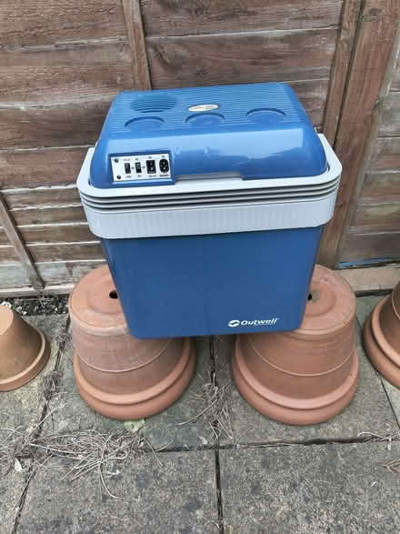 Photo of free Cool Box (Caldecott OX14) #2