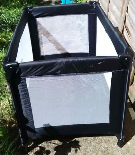 Photo of free Travel cot (Beulah Hill CR7) #1