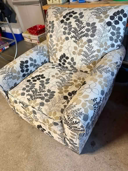 Photo of free Accent chair (Livonia) #1