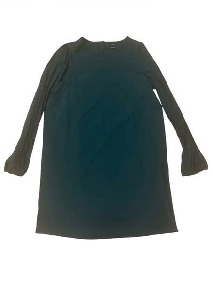 Photo of free Shein Woman’s Green Dress (Brooklyn Storage) #1