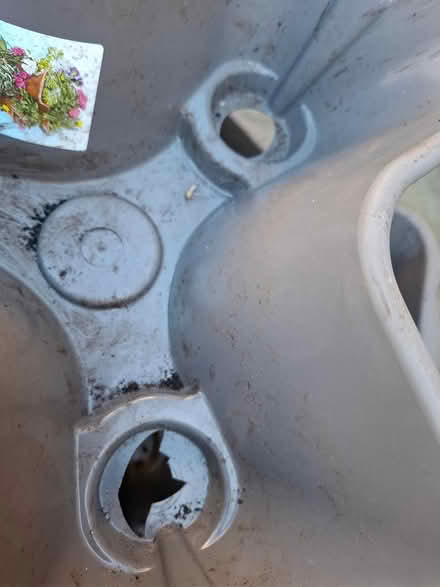 Photo of free 4 Stacking Planters (CT14) #3