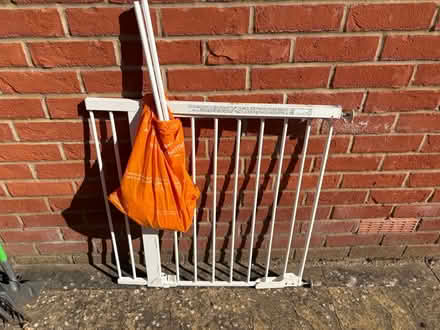 Photo of free Extendable stairgate (Watford WD24) #1