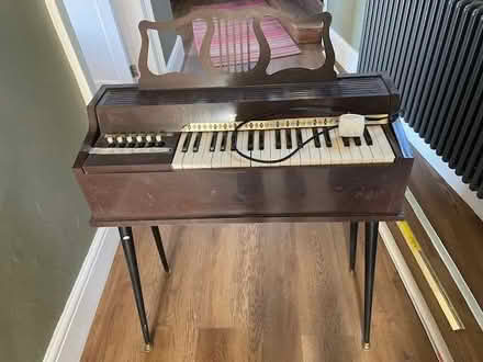 Photo of free Electronic organ on legs (Lyncombe BA2) #1