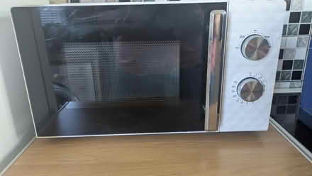 Photo of free Microwave (Cefn Cribwr CF32) #1