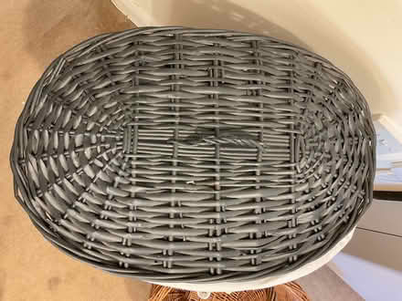Photo of free Wicker laundry + picnic basket (St. Albans AL1) #4