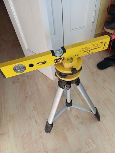 Photo of free Spirit level with laser (Cutteslowe OX2) #1