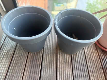 Photo of free Plant pots (Vauxhall) #1