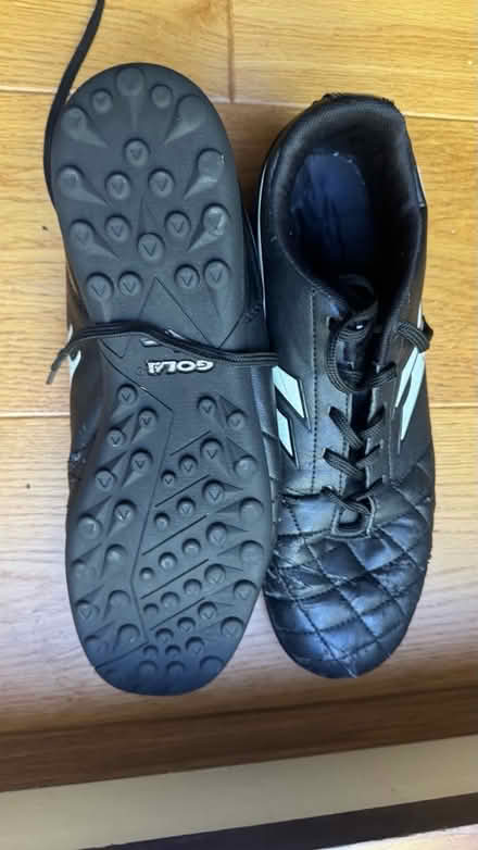 Photo of free Gola Astro turf boots size 10 uk (Sw10) #3