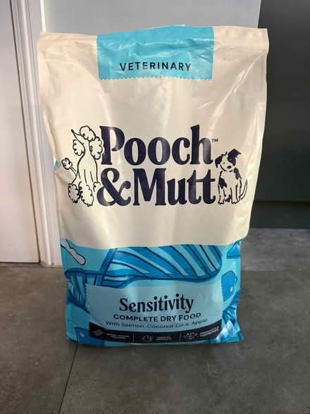 Photo of free Dog Kibble (De Parys MK40) #1