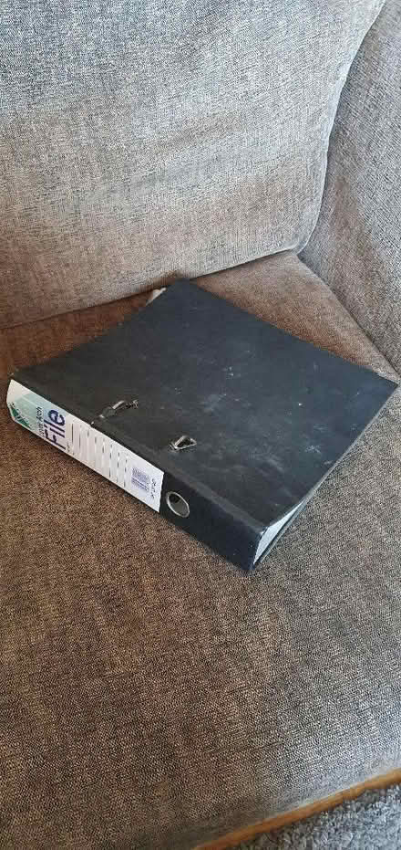 Photo of free 88 clear A4 plastic sleeves (Hartington Road BN2) #2