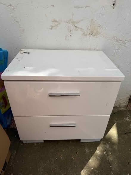 Photo of free Night stand (W11 1QU) #1