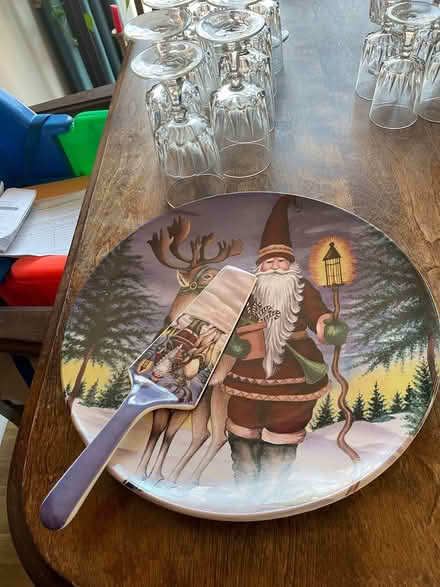 Photo of free Christmas platter (Westboro, lions park) #1