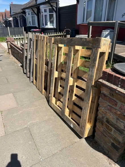 Photo of free Pallets (Leigh on sea SS9) #1
