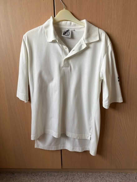 Photo of free Gray-Nicholls Cricket T-shirt Youth (Ashtead KT21 near Epsom) #1