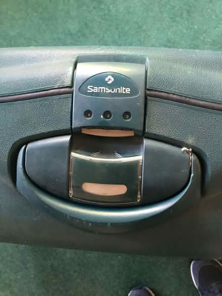 Photo of free Samsonite suitcase (Westerham TN16) #4