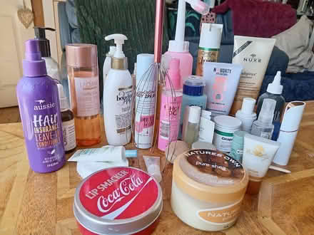 Photo of free Assorted toiletries (Lower Morden SM4) #1