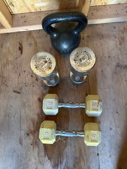 Photo of free Assorted Weights (Old Ottawa East) #1