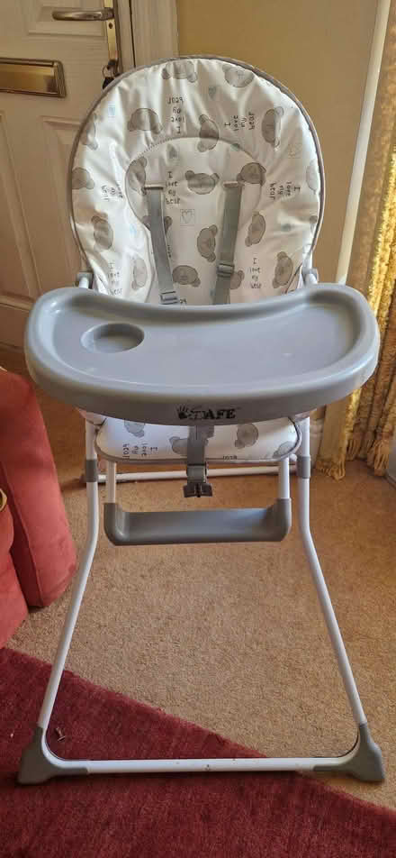 Photo of free High chair. Folds up flat. (Walkley S6) #1