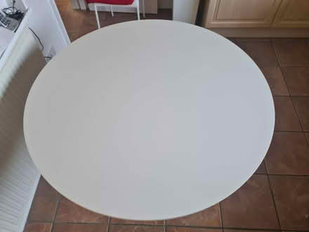 Photo of free White Round Table (NN4 5BD) #1