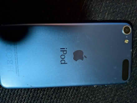Photo of free Ipod (Shirehampton, BS11) #2