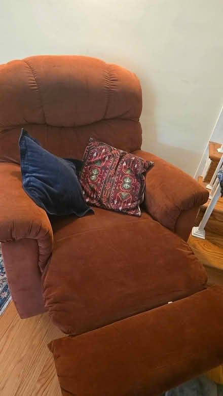 Photo of free Comfortable brown recliner chair (Glover Park) #1