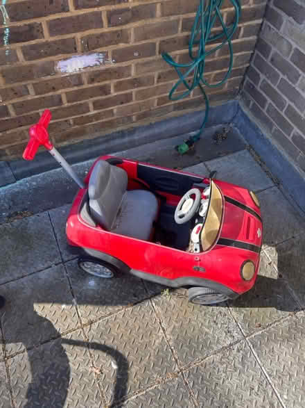 Photo of free Red Mini Cooper Push Car (Wapping E1W) #1