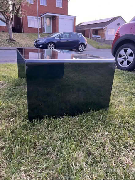 Photo of free Glass table (Connah's Quay CH5) #1