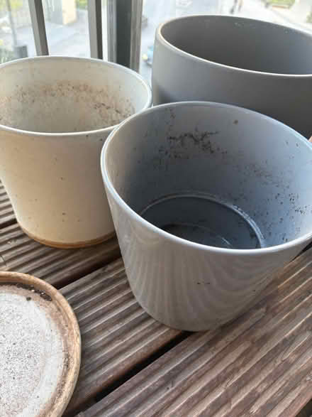 Photo of free Plant pots various (Vauxhall) #2