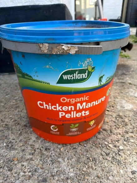 Photo of free Chicken Manure Pellets (SE13 6RY) #1