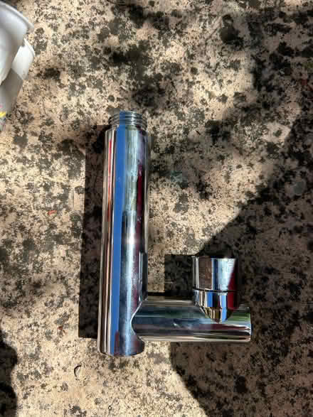 Photo of free U turn 1/2 yo 3/4 BSP (Caldecott OX14) #1