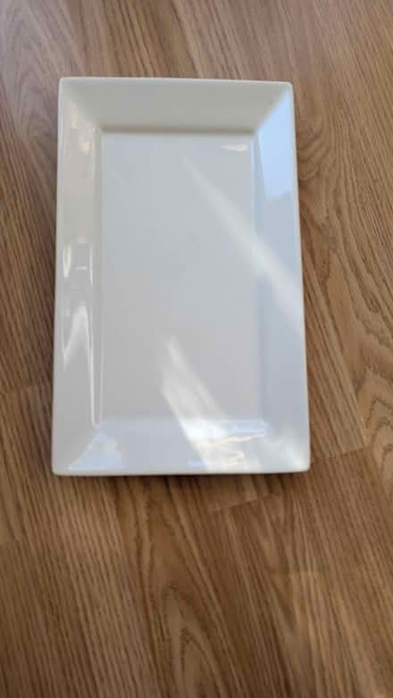 Photo of free white plate (Southwark) #1