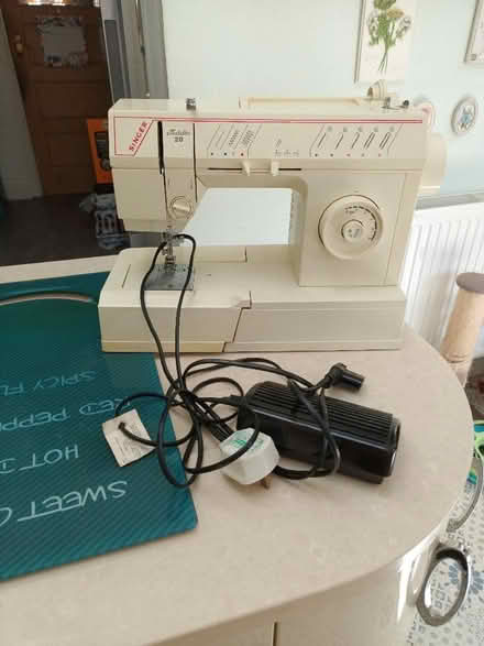 Photo of free sewing machine (City of Bristol BS16) #1