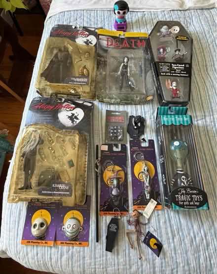 Photo of free toys (Davis Sq) #1