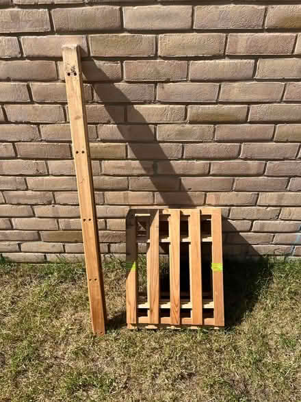 Photo of free IKEA shelves (Alconbury Weald PE28) #1